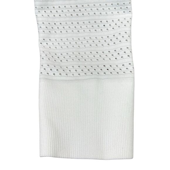 Lululemon Swiftly Breathe Long Sleeve Shirt Top Sz 10 White. - Picture 11 of 11